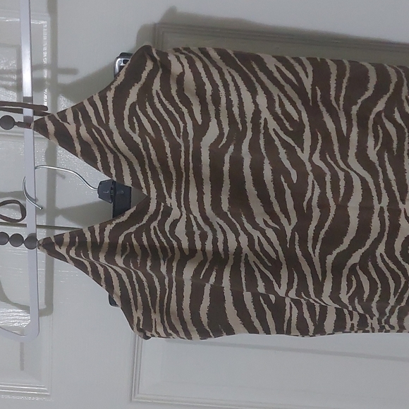 New York & Company Knit Halter top - Picture 2 of 9